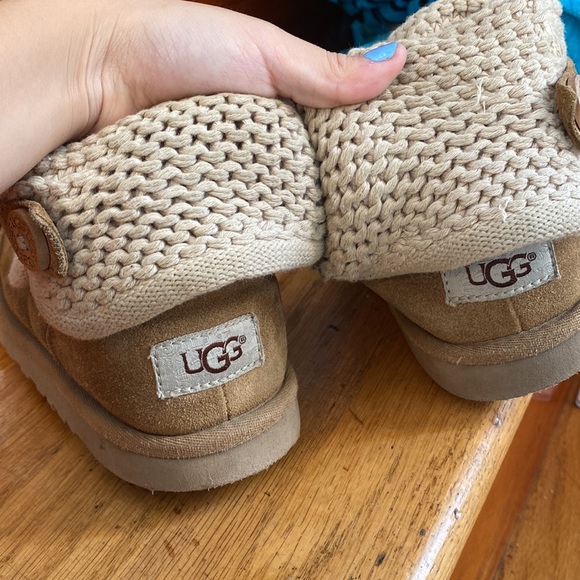 Warm uggs/boots - Picture 3 of 3